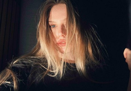 Talisnova heiße nackt bilder