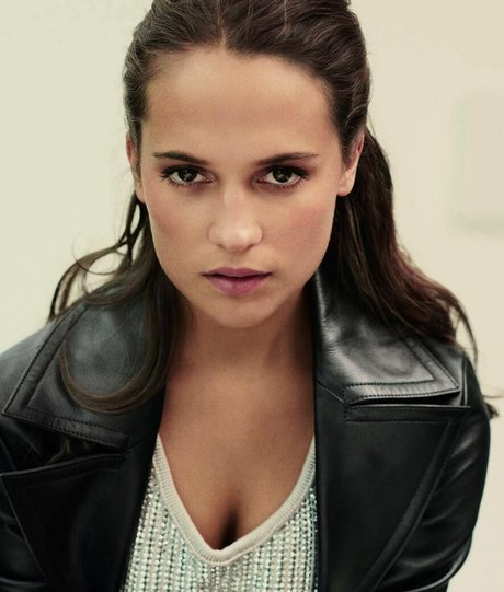 Alicia Vikander nackt sex bild