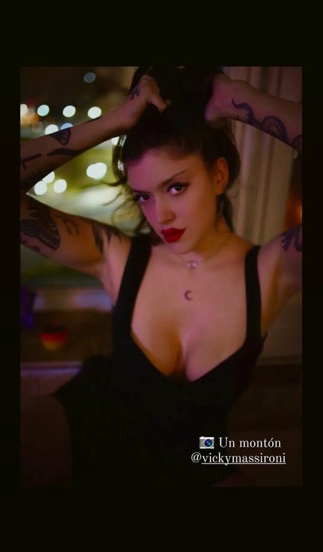 Vicky Massironi xxx exklusive archiv