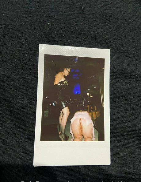 sophieeminxintimate top nackt bild