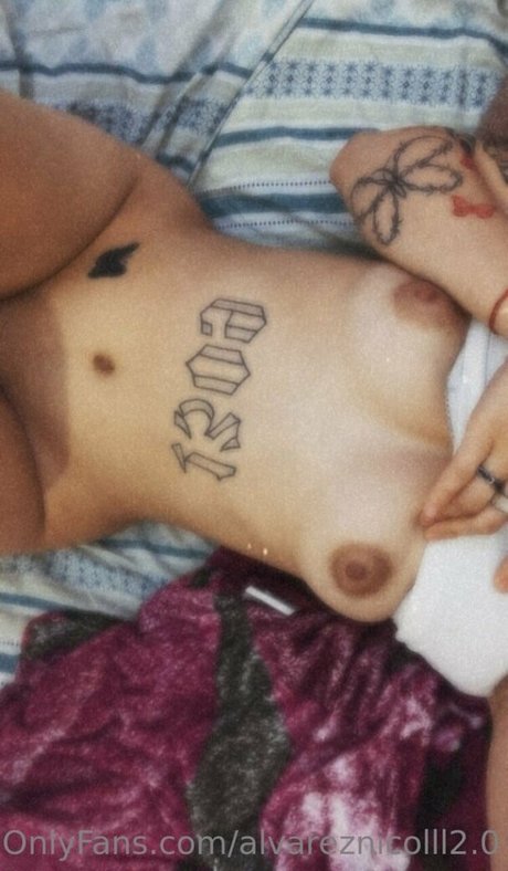 Alvarez Nicol perfekte sex foto