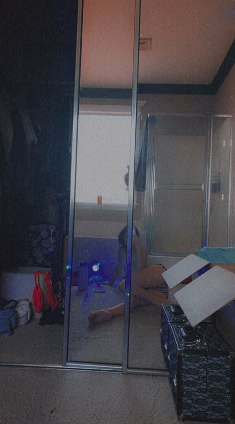 realpollypocket nacktheit freie bilder