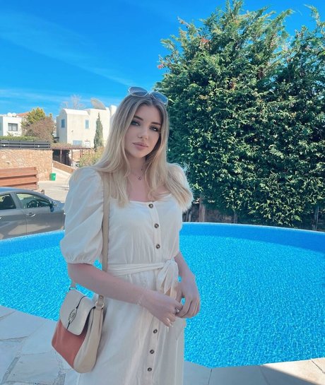 Elena Kulichenko erwachsene hübsche foto