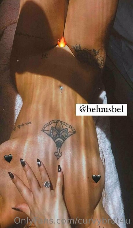 curvybrat4u xxx nackt foto