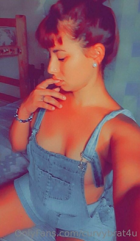 curvybrat4u model nacktheit archiv