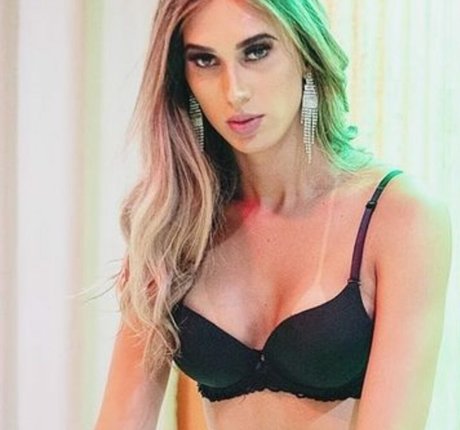 Nathalia Bahls kostenlose erotische bilder