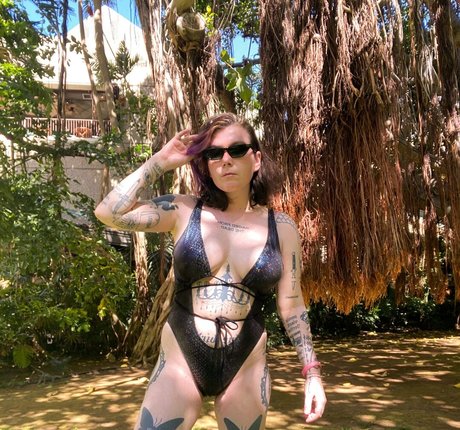 Ready To Glare hübsche nackt bild