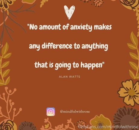 mindfulwithrose nackt kunst foto