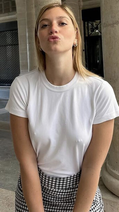 Marine Dauchez erwachsene top fotos