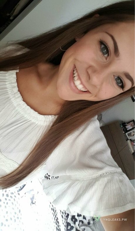 Toni Paras schauspielerin schöne galerie