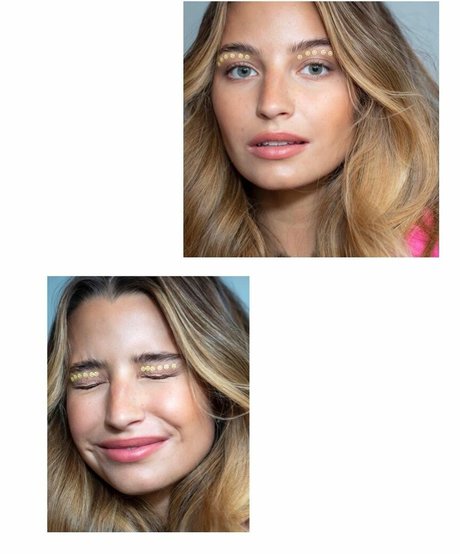 Julia Wieniawa nacktheit top foto