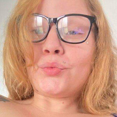 Alanis Iandra erotische nacktheit bilder