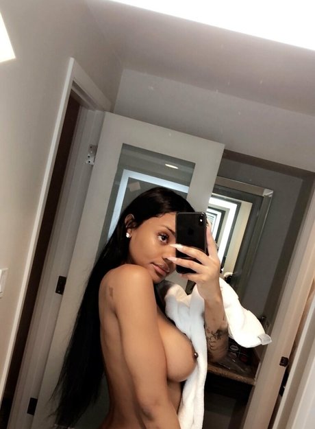 brandisheri nacktheit akt archiv