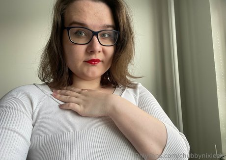 chubbynixiesin nacktheit sexy archiv