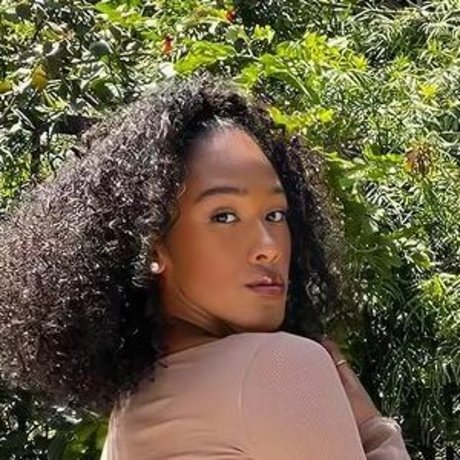 Cydnie Chanel top akt archiv