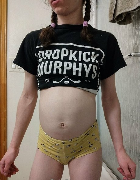 astuffedbirb hübsche nacktheit galerie