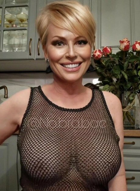 Cheri vi exklusive kunst archiv