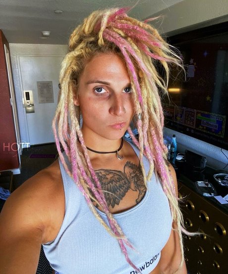 Hottrayne kunst sex galerien