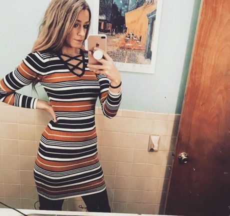 Kenzie Colvard nackt pornostar galerien