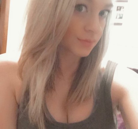 Kenzie Colvard kunst erwachsene galerien