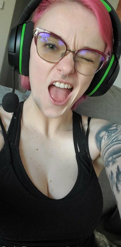 tatteasefree sexy nackt bilder