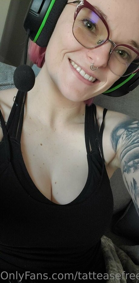 tatteasefree exklusive sex bild