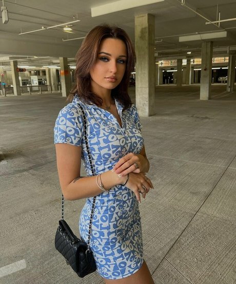 Brylee model porno foto