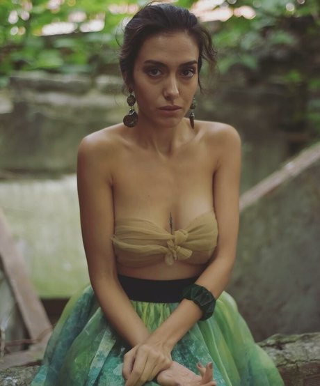 Asli Sevi beste sex fotos