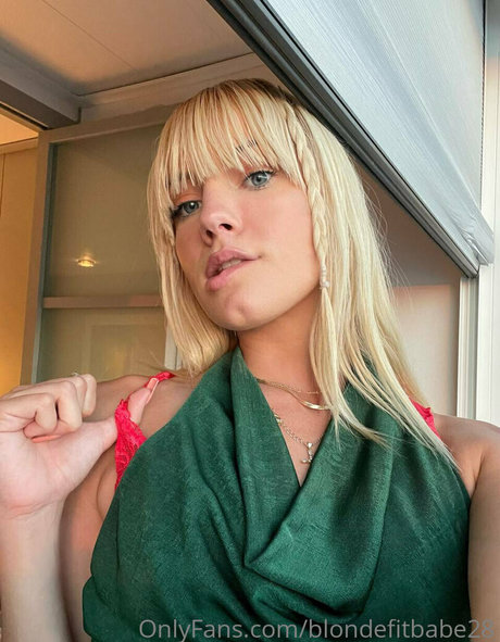 blondefitbabe28 kunst porno bild