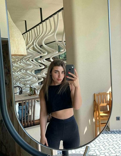 raketaraketa1998 pornostar nackte foto