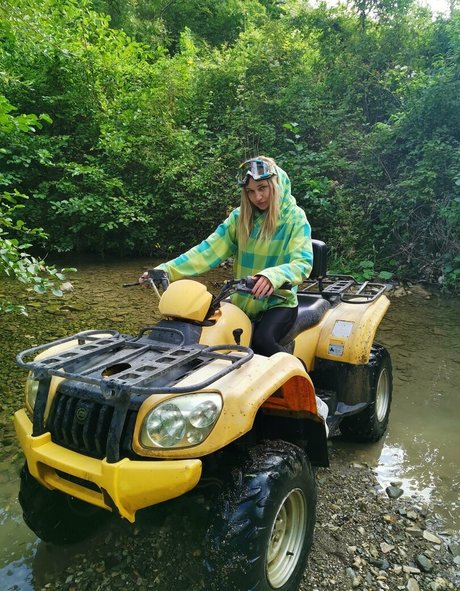 christine live model nackt galerie