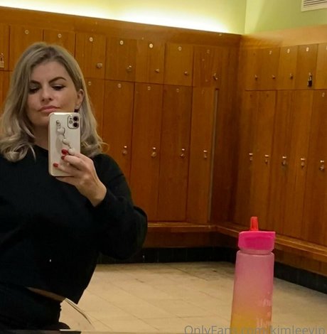 erster dreier onlyfans beste kunst galerie