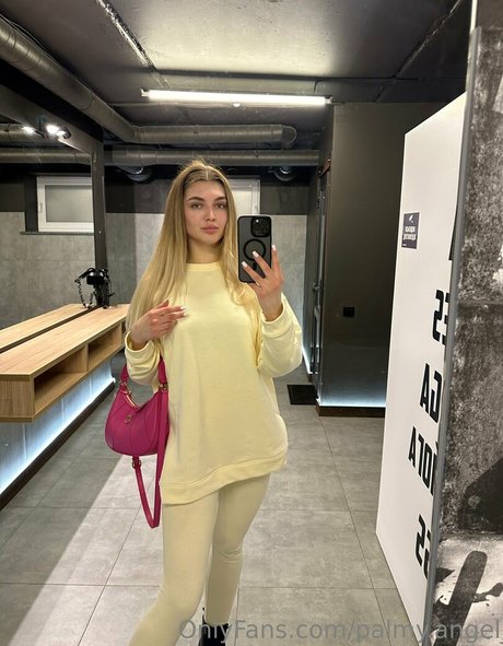 palmy angel exklusive sexy galerie