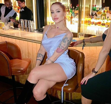 Alice Beaumont erwachsene freie galerie