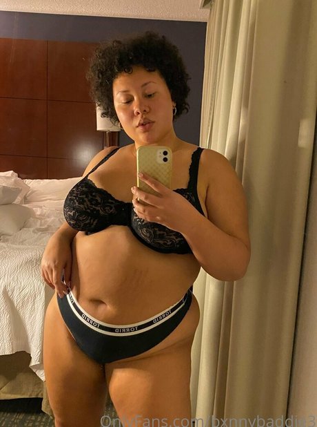 bxnnybaddie3 sexy hd bilder