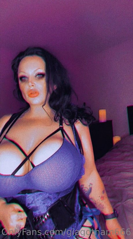 giagotham666 model sexy fotos
