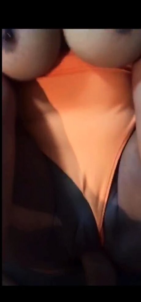 Laali Calem model pornografische foto