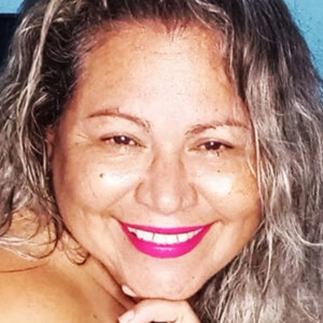 Elizabeth Delmondes sexy nette bild