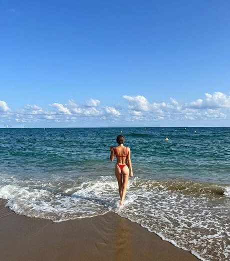 _annoushkadora kunst nackten fotos