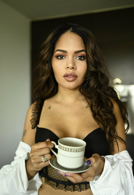 sofia jones2 erwachsene kunst foto