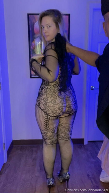 Angelmamii freie sexy bild