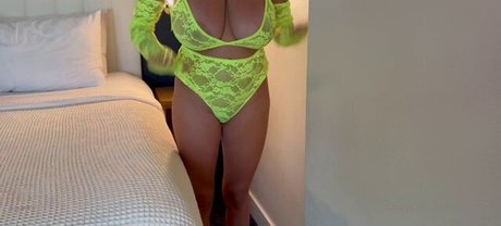 Jennica xxx kostenlose fotos