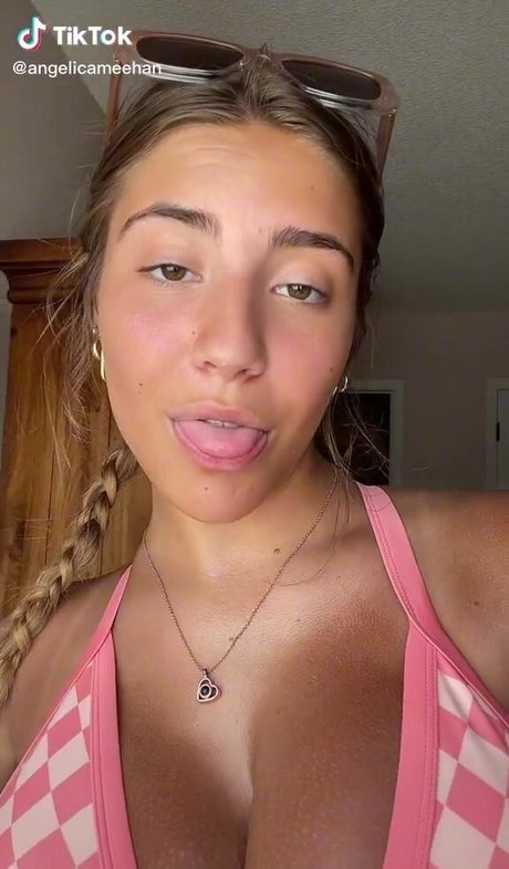 Angelica Meehan xxx top galerien