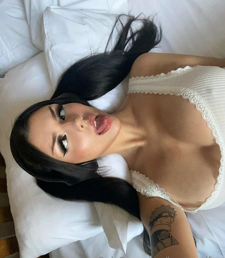 laurawaifuu freie porno galerie