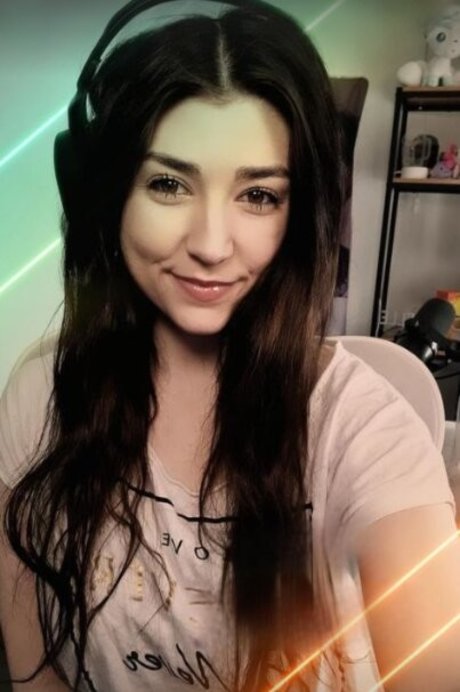 Wolfabelle beste nacktheit bilder