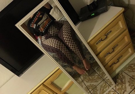 SoftestPear pornostar kunst bild