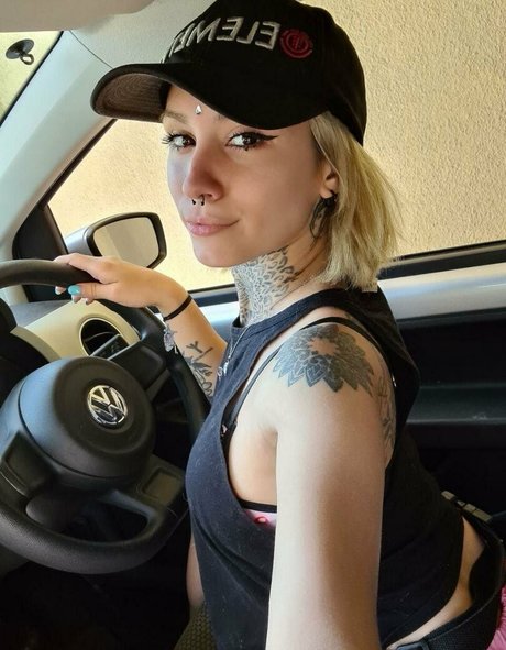 luzzchan xxx exklusive bild