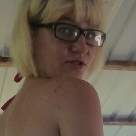 lanueta21 nackt pornografische bilder