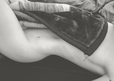 snoot heiße nackt bilder