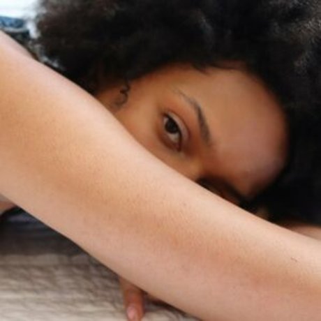 Djouliet Amara hd pornographische bilder